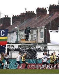  谢菲尔德联防线崩盘，五球惨败给争冠集团敲响警钟