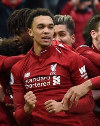  萨拉赫造乌龙+助攻，利物浦客胜维拉延续不败  