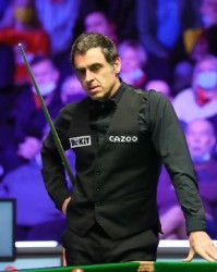  法兰克福主帅赛后炮轰裁判争议判罚  