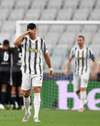  洛里昂主场雨战爆冷击败尼斯打破排名格局