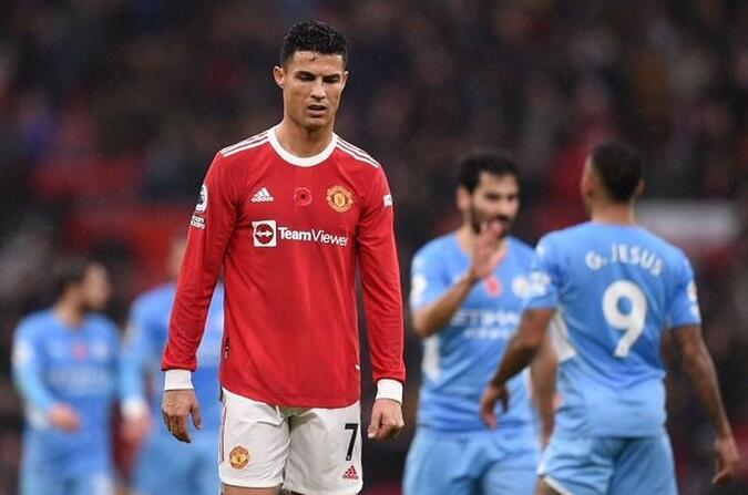  曼联防守漏洞百出不敌纽卡斯尔联队