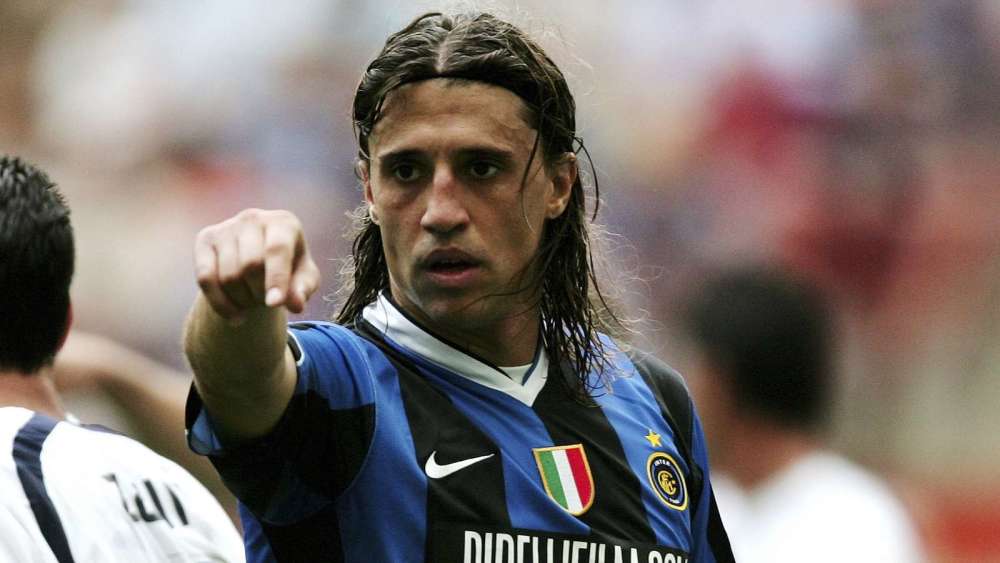  国际米兰主帅战术调整见效客场击败维罗纳